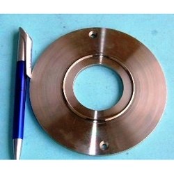 Пластина нижняя для плавильной камеры VC200-650 сталь INDUTHERM 20210040 - фото 18037